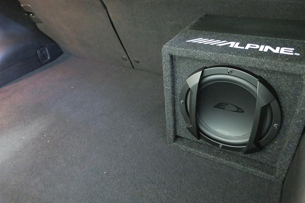 Subwoofer Alpine Subaru Impreza