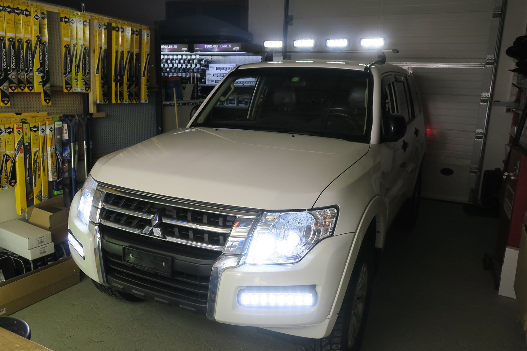 Feux LED Lazer Mitsubishi Pajero