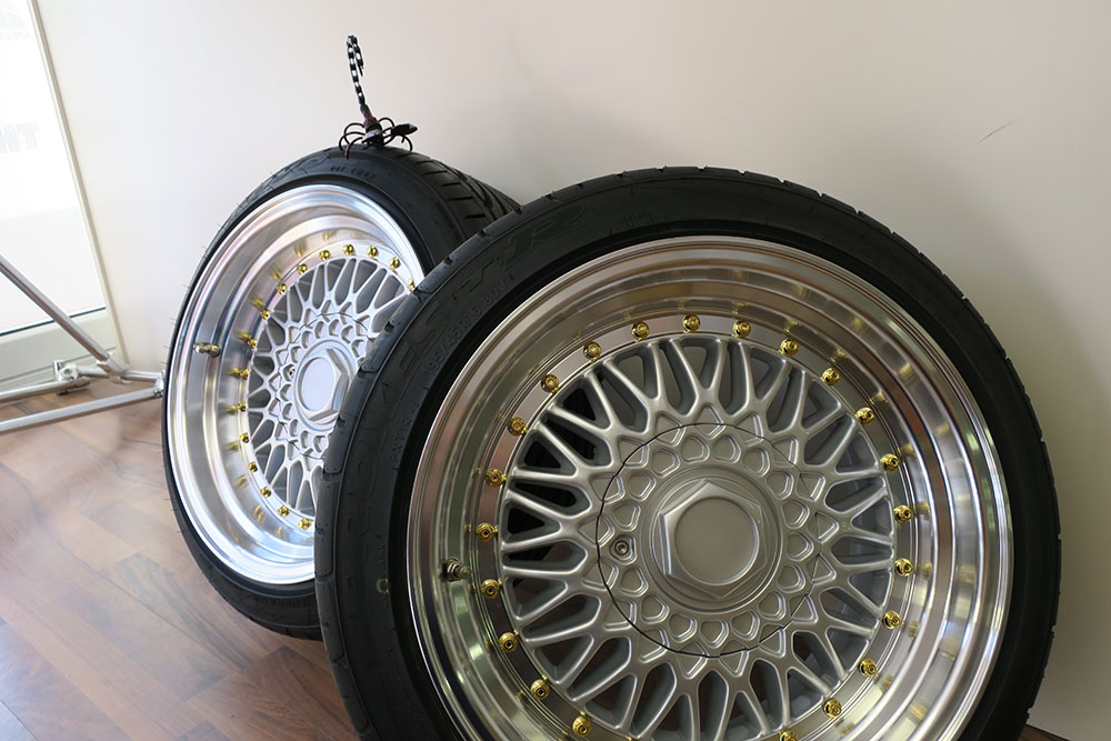 JR9 silver et Toyo T1-R Mercedes 190